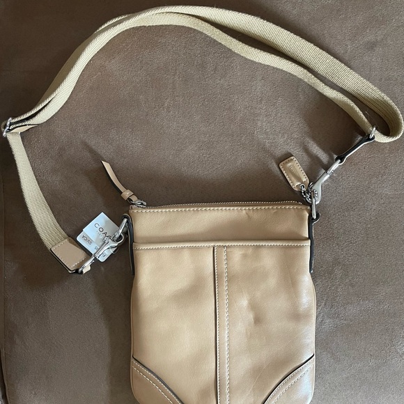 Coach Swing Pack
NWT - Picture 2 of 4